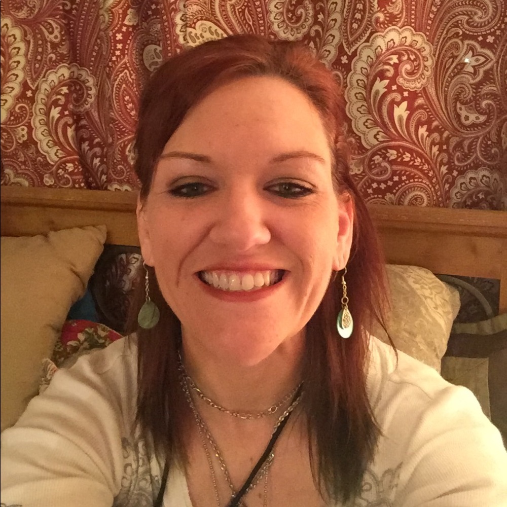 Meet your Posher, Amy